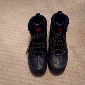 Avenger Workboots 7245 Composite Toe Waterproof Slip Resistant Size 10 Wide